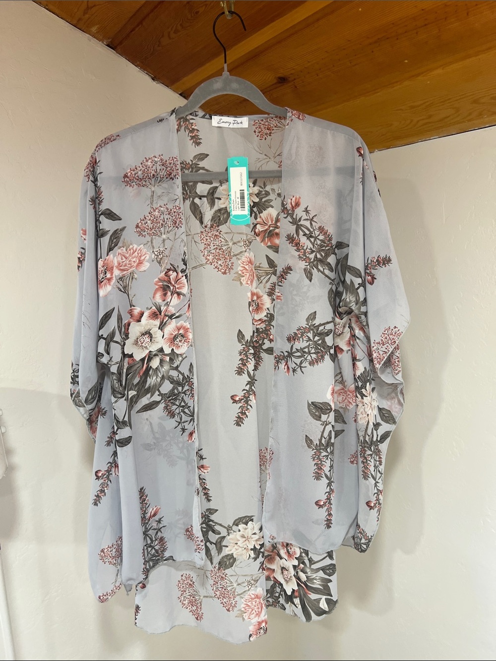 emory park Sheer Floral Kimono - Light Gray & Pink